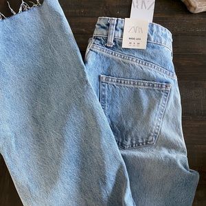 ZARA wide leg jeans size 6. Brand new with tags